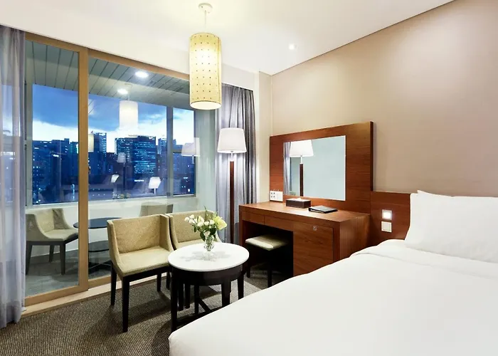 Pj 明洞 4*