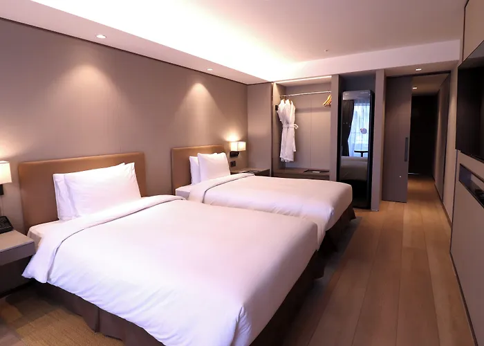 Pj 明洞 4*